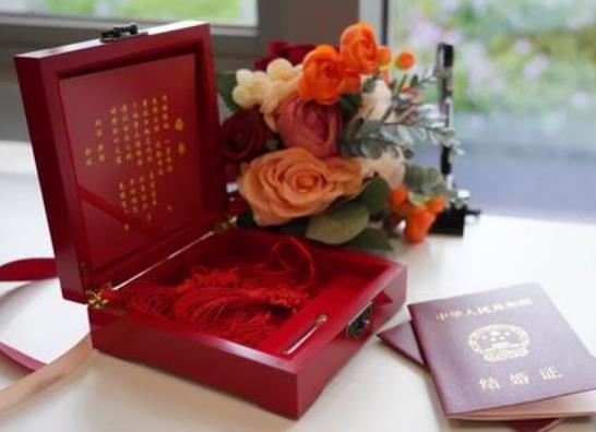 2月14日恰逢春節(jié)可以婚姻登記嗎?2021年情人節(jié)民政局上班嗎