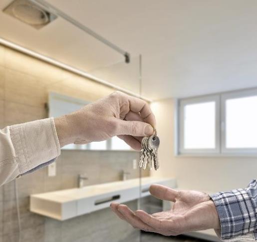 公租房滿5年就不讓住了買斷得多錢?公租房可以轉(zhuǎn)租嗎