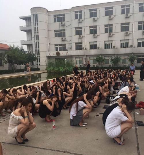 還好,今天天氣不熱要不然還怎么再就業(yè)啊.jpg