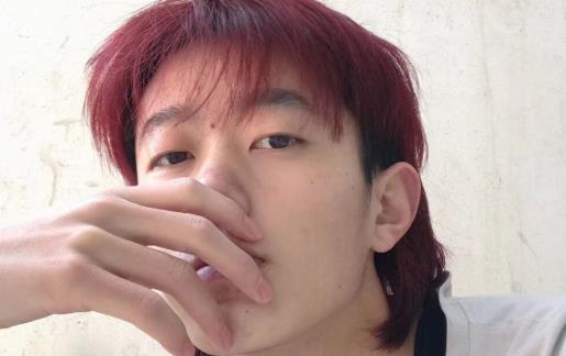 男生劉海太塌了怎么辦 男生劉海一根一根的怎么弄