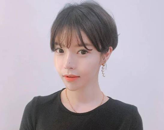 只燙個(gè)劉海要120元貴不貴?自然卷蛋白矯正多少錢?