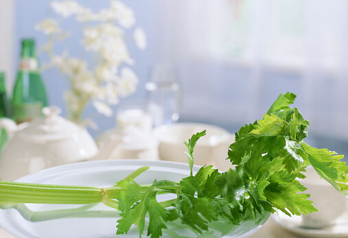 吃芹菜導(dǎo)致不育?怎么有效避孕?