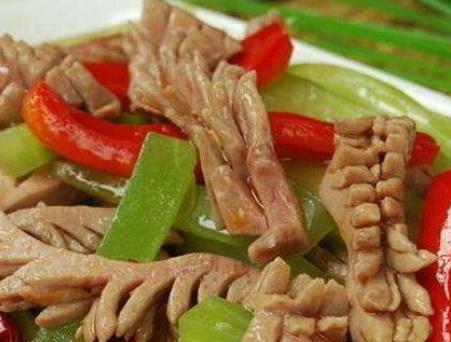 男人血尿原因主要由泌尿系統(tǒng)疾病引起 推薦2種食療治療出血情況