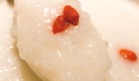 男人們失眠是很常見(jiàn)的 有效男人緩解失眠的兩種食物要收好