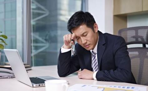 一般工作狂的八個(gè)特征 辦公室男性容易得哪些疾病