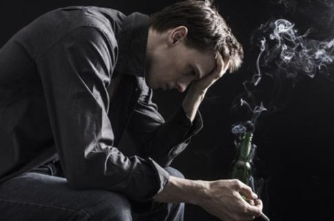 吸煙的危害需要多久才能去除 男性對于戒煙的認(rèn)識誤區(qū)