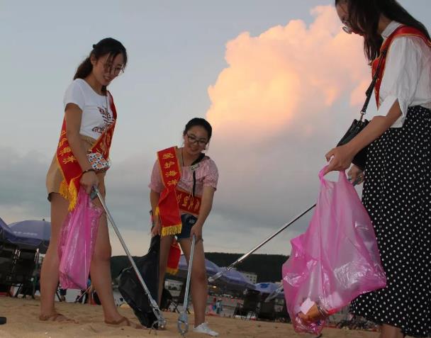 “愛護(hù)沙灘、保護(hù)海洋” 威海曙光中醫(yī)院在行動(dòng)!