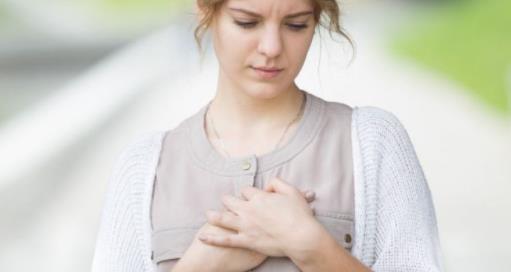 胸下垂穿什么內(nèi)衣 女人如何保養(yǎng)胸部 胸下垂的危害