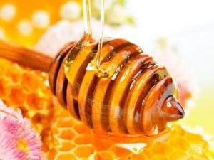 女性經(jīng)期喝蜂蜜水好嗎？經(jīng)期能不能喝蜂蜜水