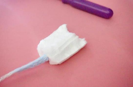 衛(wèi)生棉條會堵住經(jīng)血和血塊嗎?衛(wèi)生棉條是否會破壞處女膜?
