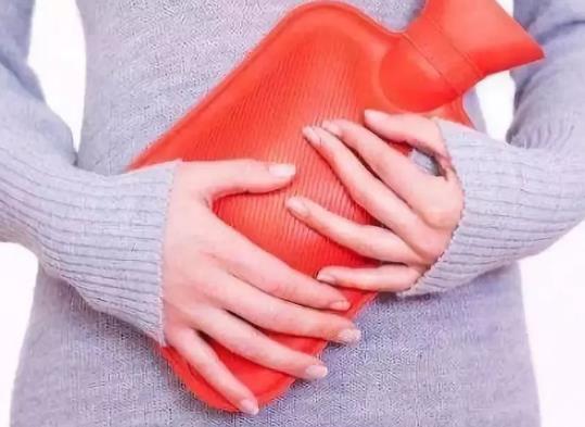 假懷孕試紙會出現(xiàn)兩道杠嗎?假懷孕是什么癥狀?