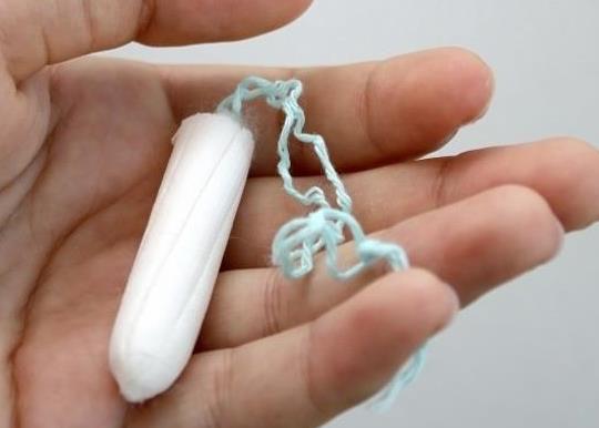 衛(wèi)生棉條上廁所要拿出來嗎?用衛(wèi)生棉條要注意什么