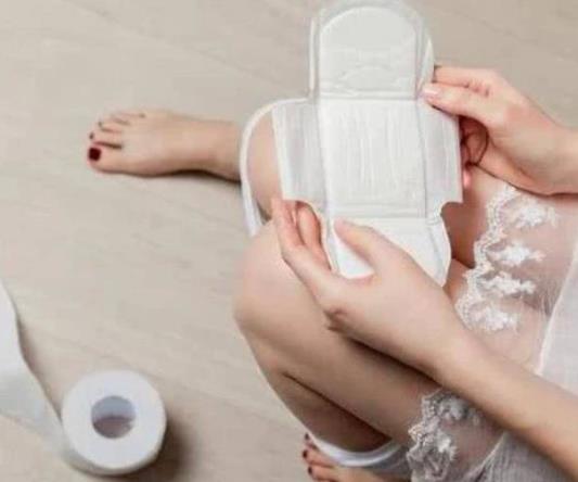 衛(wèi)生巾過期多久還能用?網(wǎng)上散裝衛(wèi)生巾可以買嗎?