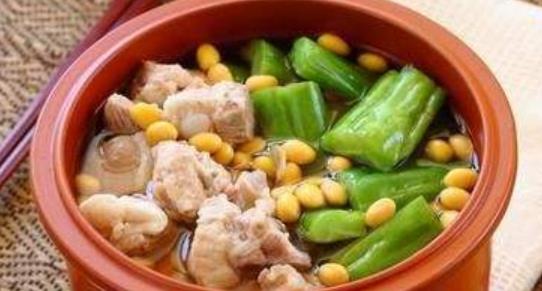 平胸的妹子心愿就是胸部能夠再長一點 五種食譜吃出豐滿上圍