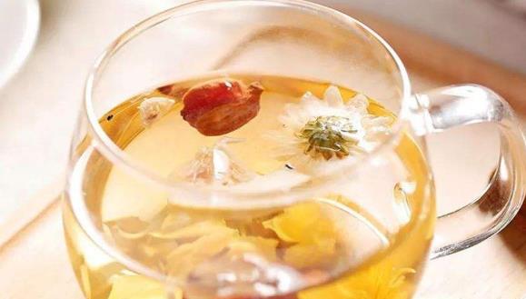 女人天生愛吃零食 睡前吃這10種食物養(yǎng)顏又助眠