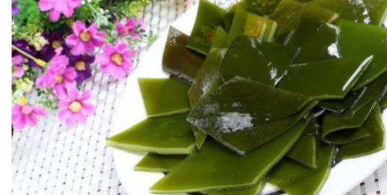 西紅柿富含維生素A、C等營養(yǎng)物質(zhì) 女性吃西紅柿八大好處