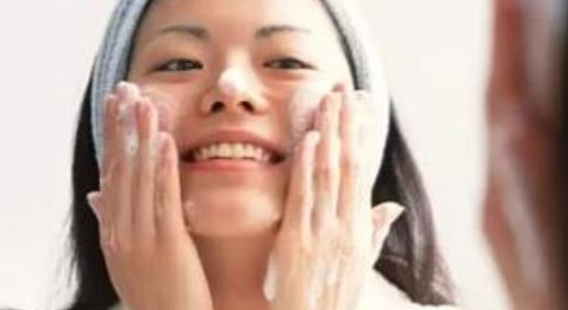 女性到了30歲就會(huì)開(kāi)始老化了 避免老化要這樣護(hù)理
