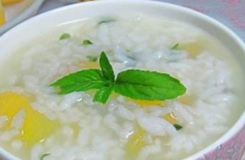 夏季正值養(yǎng)生的好季節(jié) 多喝養(yǎng)生粥有益健康