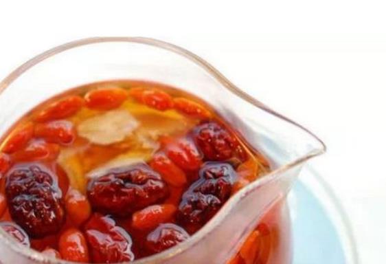 枸杞是我們都知道的養(yǎng)生食品 上班族多喝枸杞茶緩解疲勞