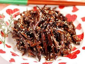 丁香魚的營(yíng)養(yǎng)價(jià)值-丁香魚的做法