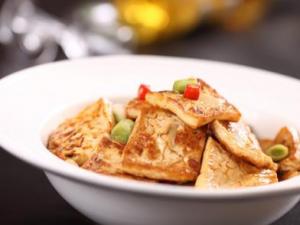 煎豆腐放油多能不粘鍋嗎？煎豆腐怎么不粘鍋