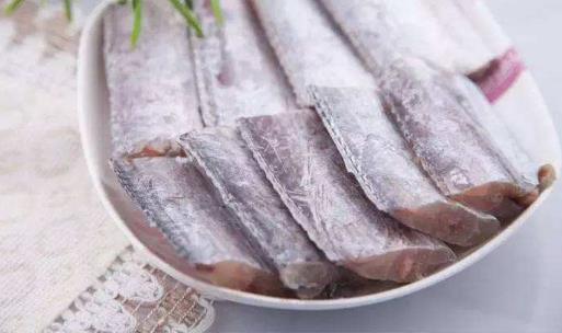 帶魚一炸就碎該怎么辦?帶魚段怎么處理內(nèi)臟