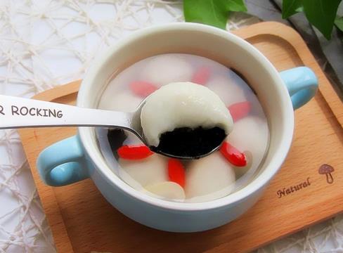 煮湯圓怎么看熟沒熟?米酒湯圓的做法是什么