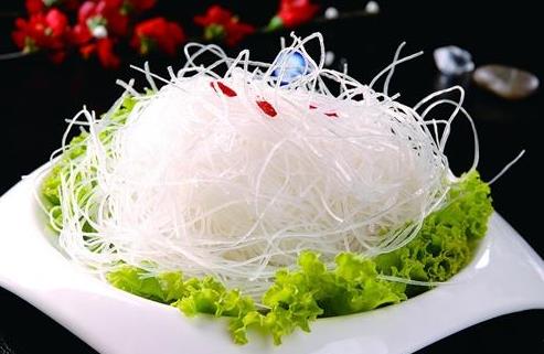 有什么竅門(mén)可以炒粉絲不結(jié)塊?粉絲泡好后怎么保存?