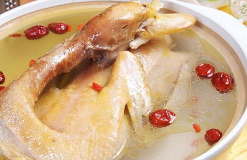 做老鴨湯怎么去除腥味?做老鴨湯是公鴨好還是母鴨好?