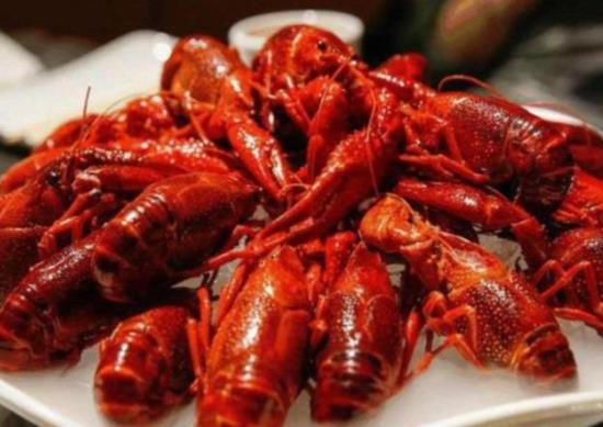 小龍蝦怎么清理比較干凈?煮小龍蝦用什么油料好?