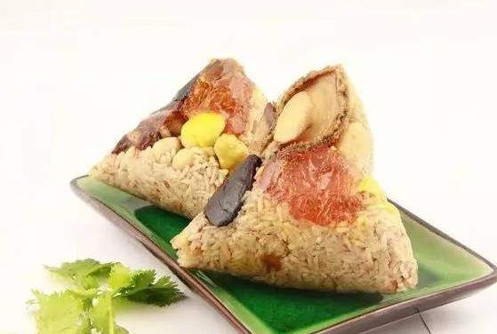 包粽子的肉是五花肉嗎?包粽子用長糯米好還是圓糯米好?