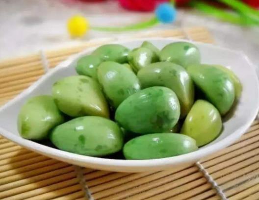 臘八蒜用新蒜還是老蒜?大蒜切破了還能做臘八蒜嗎