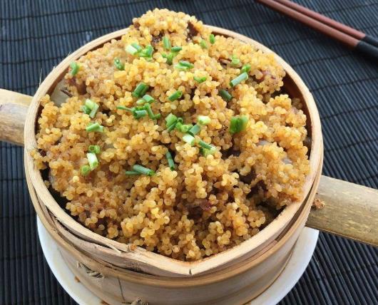小米蒸排骨用黃小米還是糯小米?小米蒸排骨為什么不需要焯水