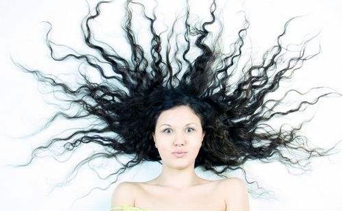 頭發(fā)看相:從頭發(fā)看一個(gè)人的性格與運(yùn)勢