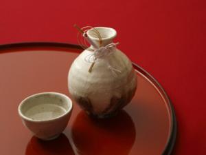 藥酒泡多長時(shí)間？藥酒什么時(shí)候喝？