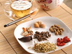 養(yǎng)生中藥零食該怎么吃？吃阿膠棗的好處