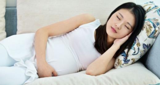 孕期睡前的注意事項(xiàng) 孕期該注意什么事項(xiàng)