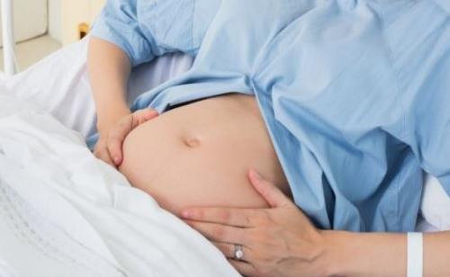 孕婦腳癢的話該怎么辦 關于孕婦腳癢的預防和護理方法