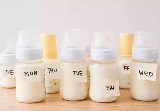 母乳溫過(guò)一次還能冰起來(lái)嗎?新鮮的母乳可以溫幾次?