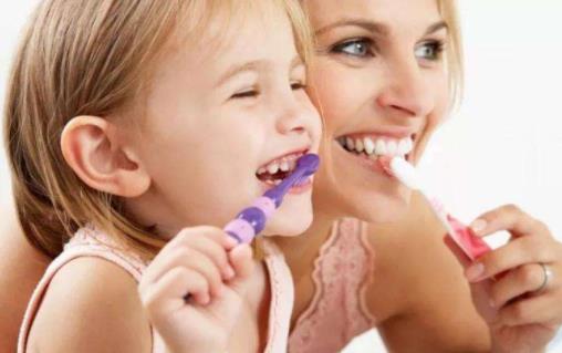 孩子刷牙出血的原因 孩子刷牙的正確方法