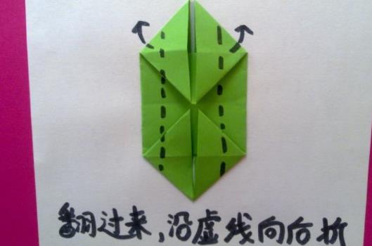 寶寶學(xué)折紙的好處 寶寶學(xué)折紙的特點(diǎn)