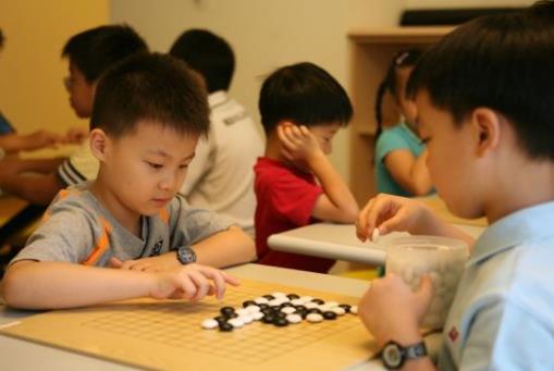 兒童學圍棋的好處 什么性格的兒童適合學圍棋
