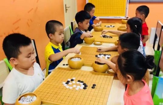 兒童學圍棋的好處 什么性格的兒童適合學圍棋
