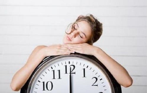 人最佳睡眠時(shí)間是什么時(shí)候 人什么時(shí)候睡覺最好