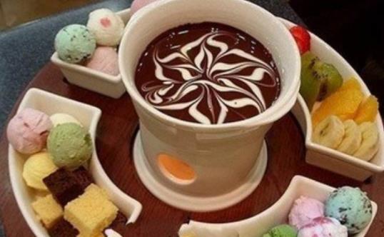冰淇淋火鍋什么時(shí)候有 冰淇淋火鍋什么時(shí)候吃好