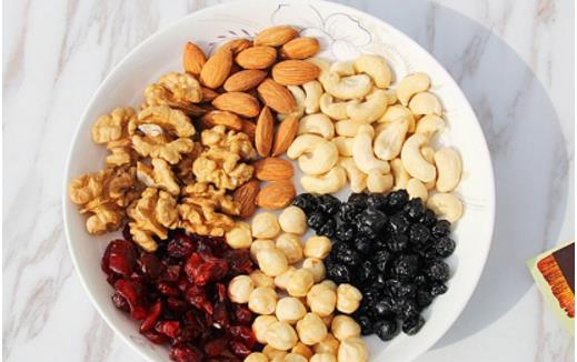 每日堅果什么時候吃最好 每日堅果最佳食用時間