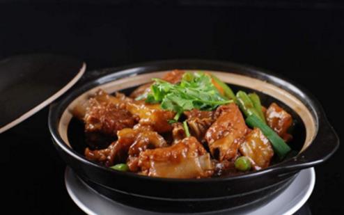 燉排骨什么時(shí)候放鹽最好 燉排骨先放鹽還是后放鹽