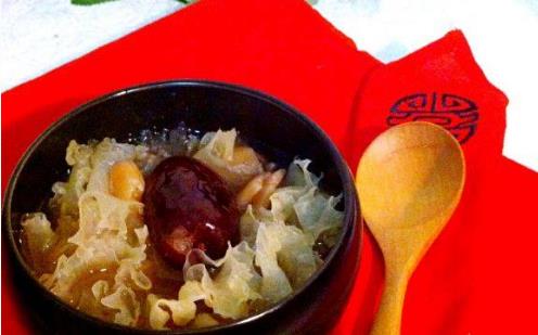 紅棗木耳湯什么時(shí)候喝最好?紅棗木耳湯最佳飲用時(shí)間