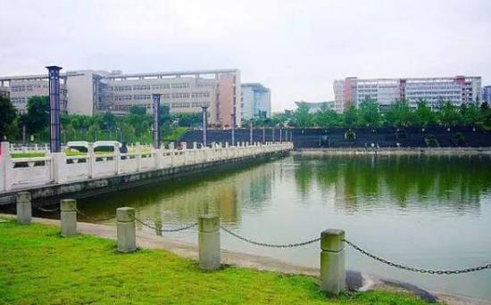 4、四川外國語大學(xué).jpg
