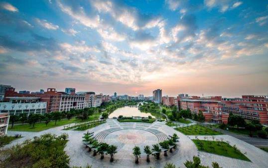 8、中國計量大學.jpg